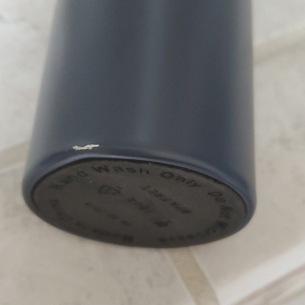 ๐บ๐ธ HOLLISTER TRAVEL MUG ๐บ๐ธ - Picture 4 of 8